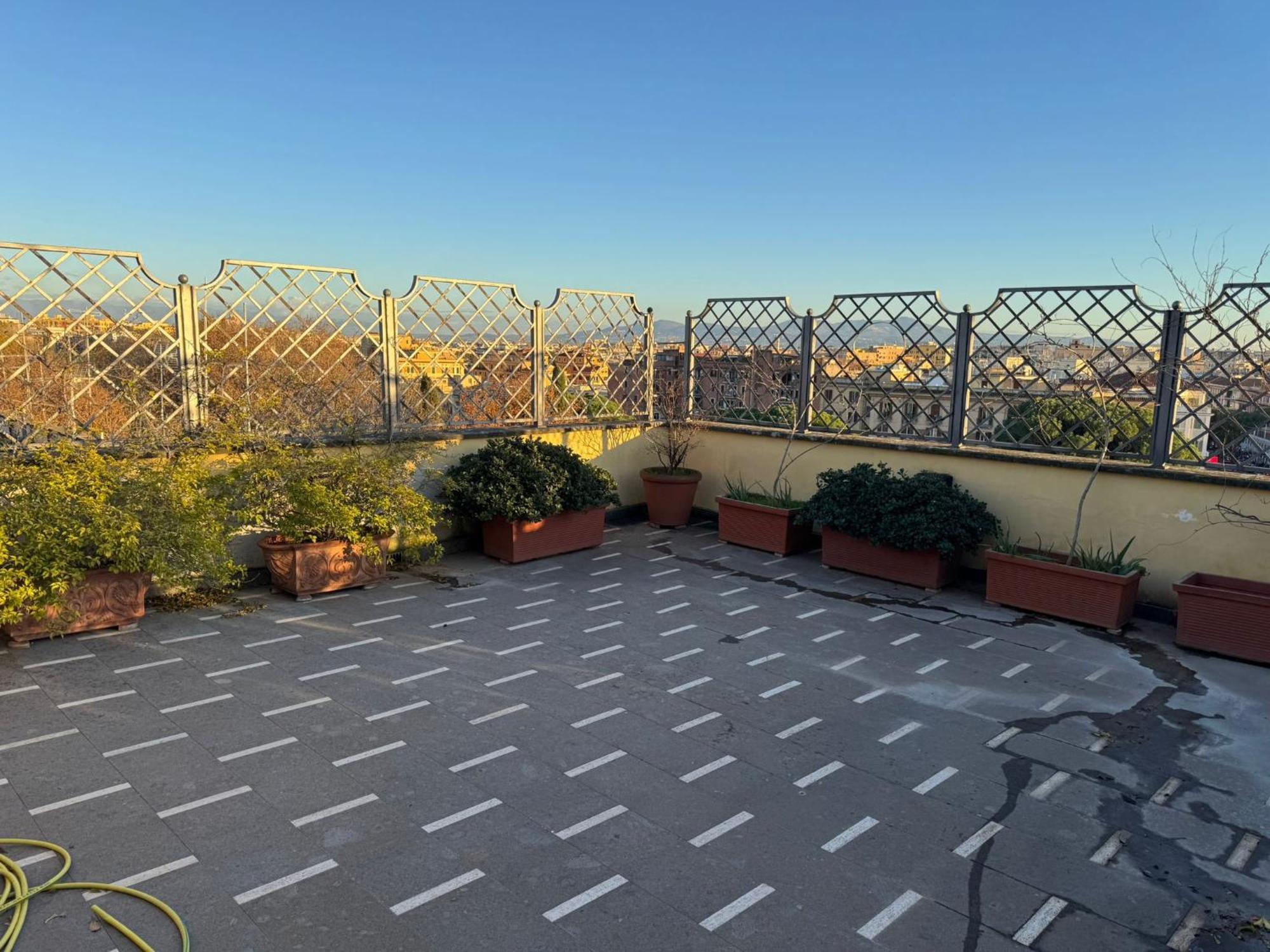 Terrace Of The Aureli Roma